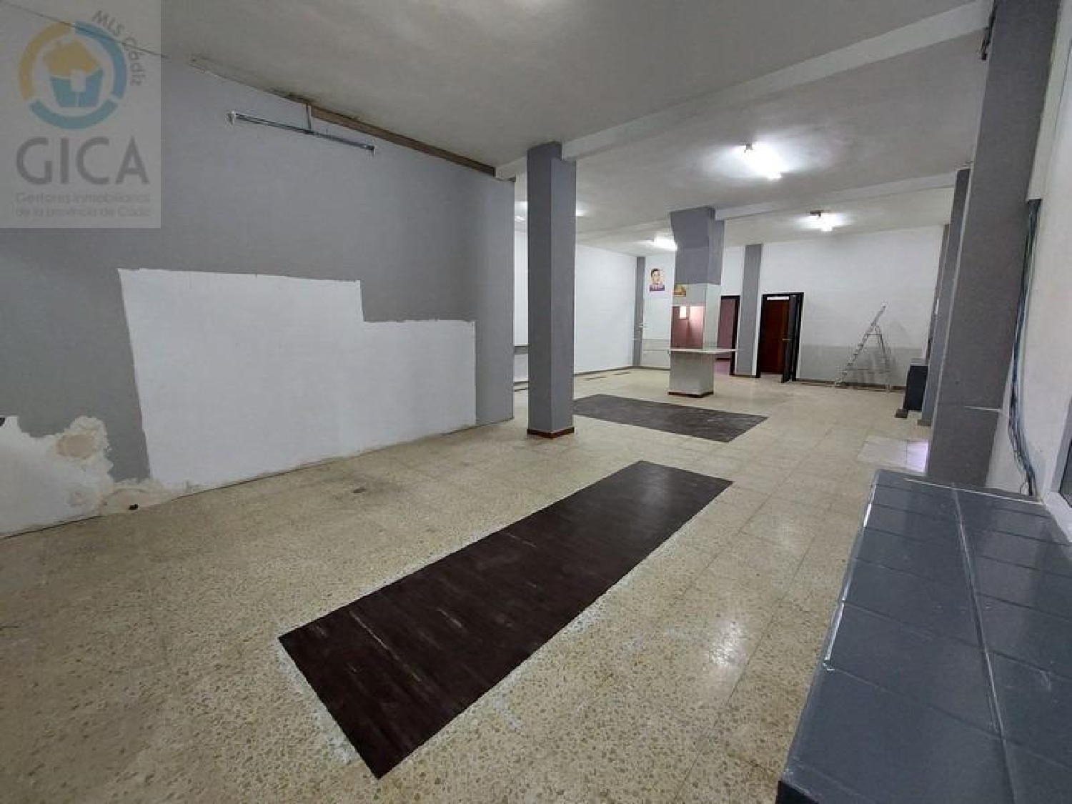  till salu lokal Algeciras 11204 Campo De Gibraltar 2