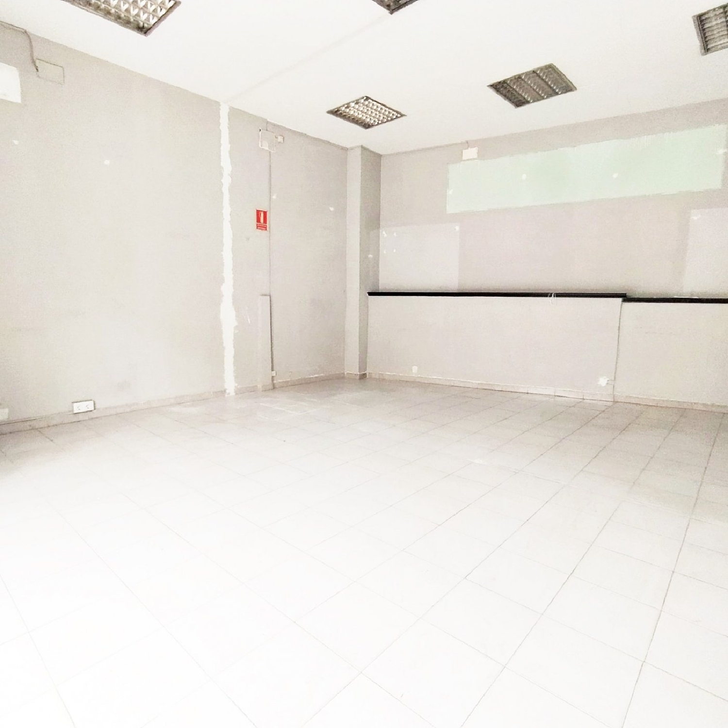 till salu lokal Algeciras 11203 Campo De Gibraltar 3
