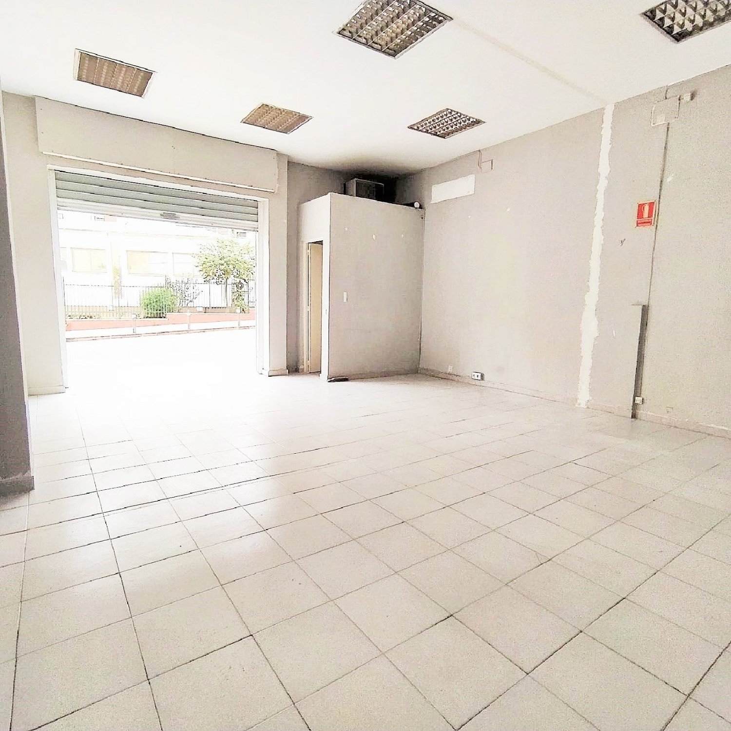  till salu lokal Algeciras 11203 Campo De Gibraltar 1