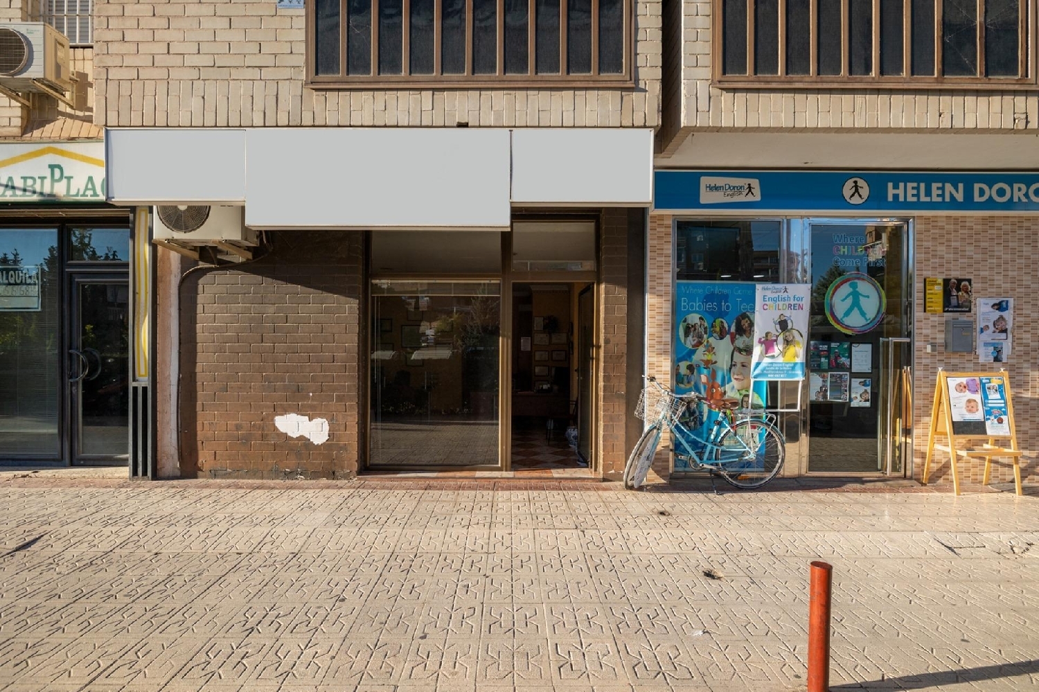  till salu lokal Alminares Vega De Granada 6