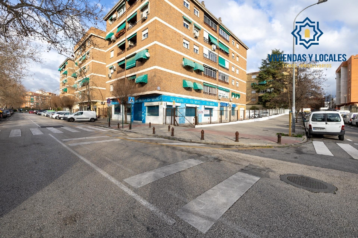  till salu lokal Alminares Vega De Granada 1