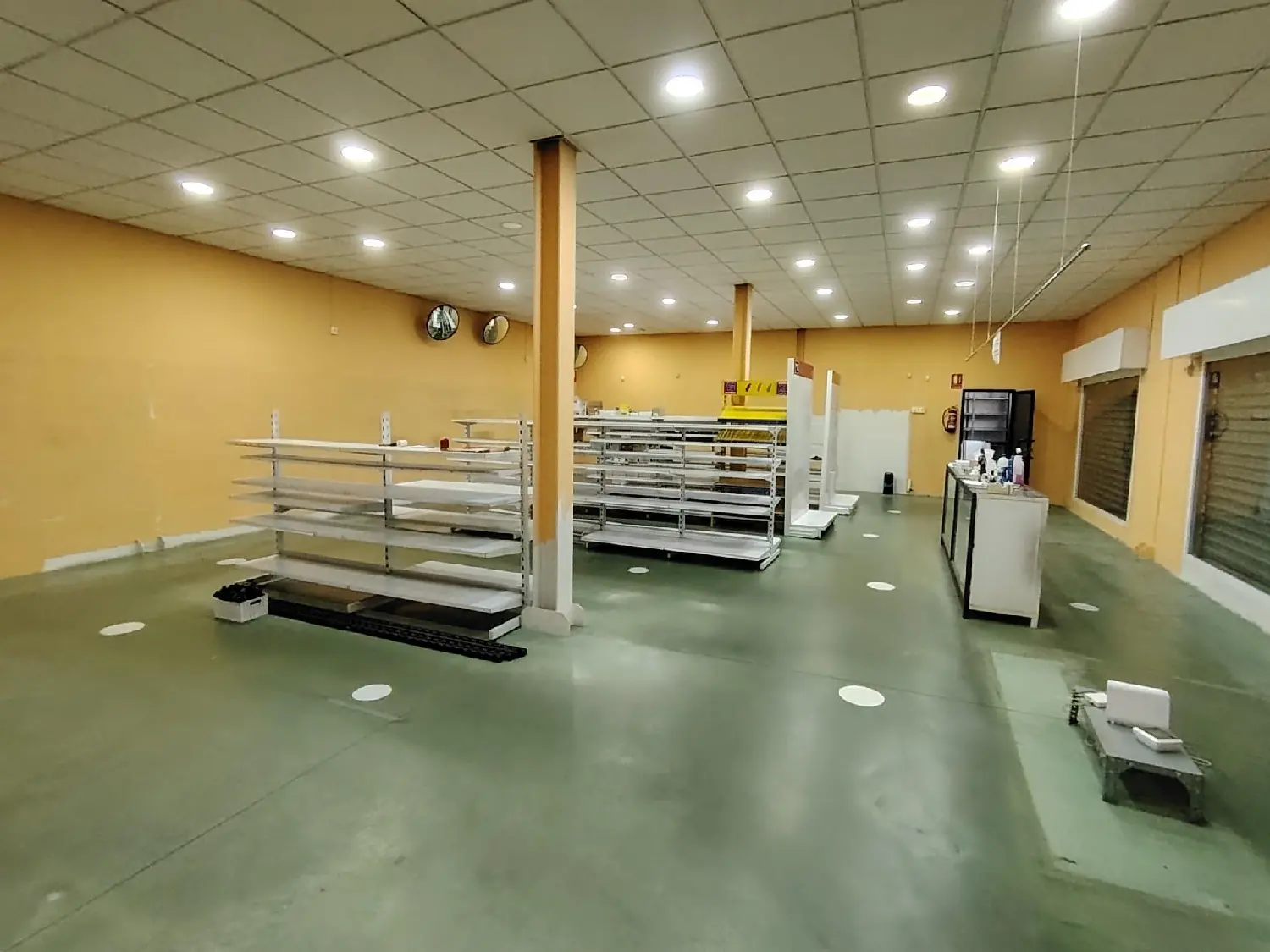till salu lokal Ambroz Vega De Granada 2