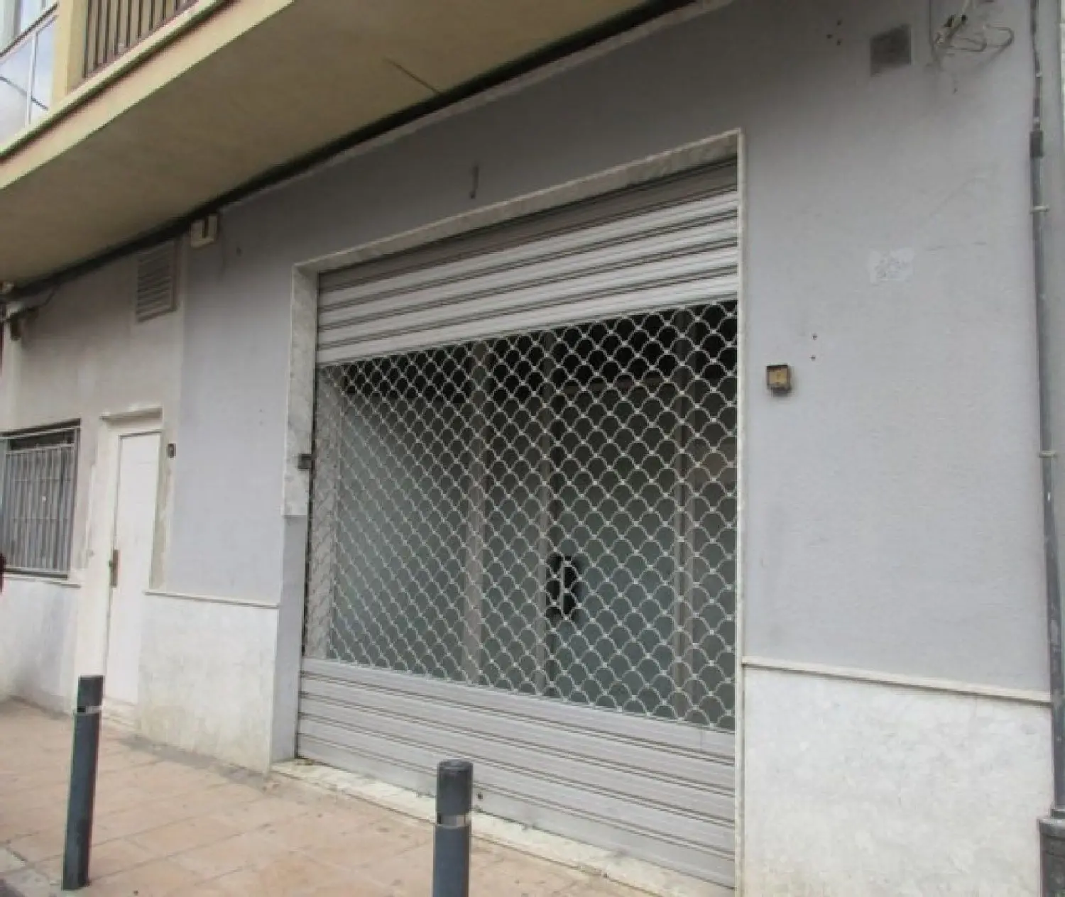  till salu lokal Anahuir Costera (La) 1