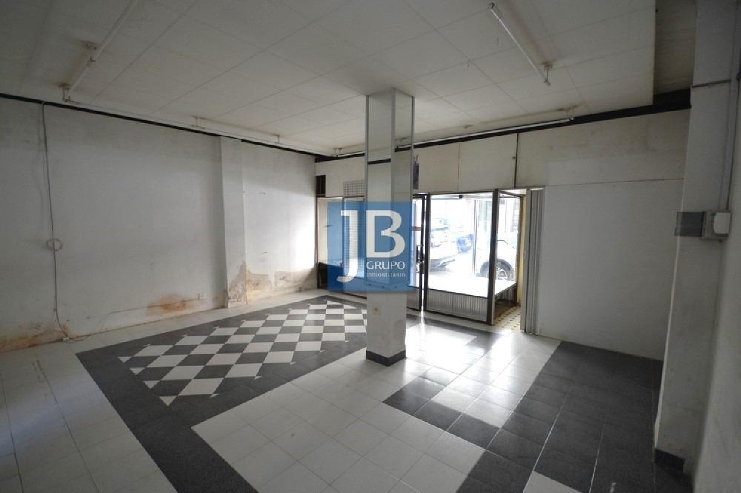  till salu lokal Anahuir Costera (La) 5