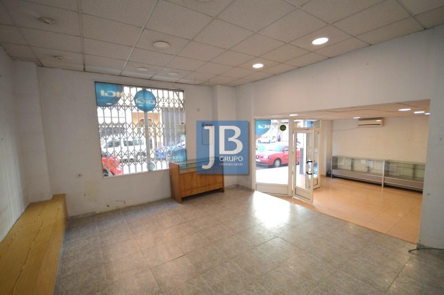  till salu lokal Anahuir Costera (La) 5