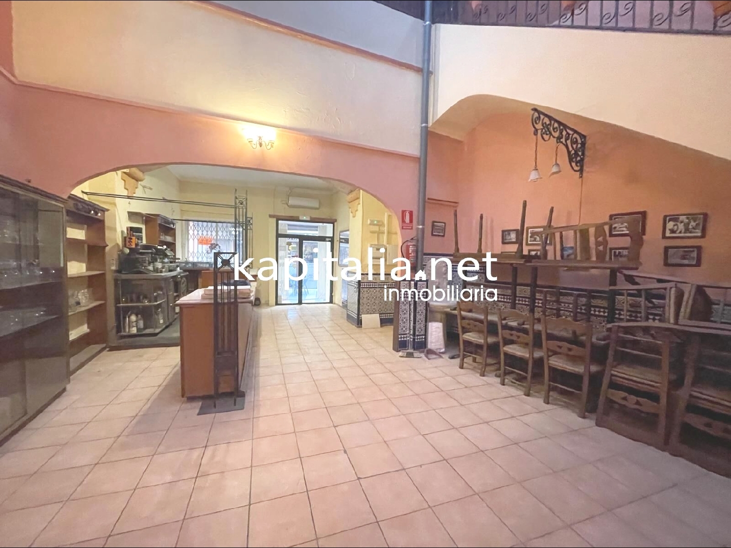  till salu lokal Anahuir Costera (La) 1