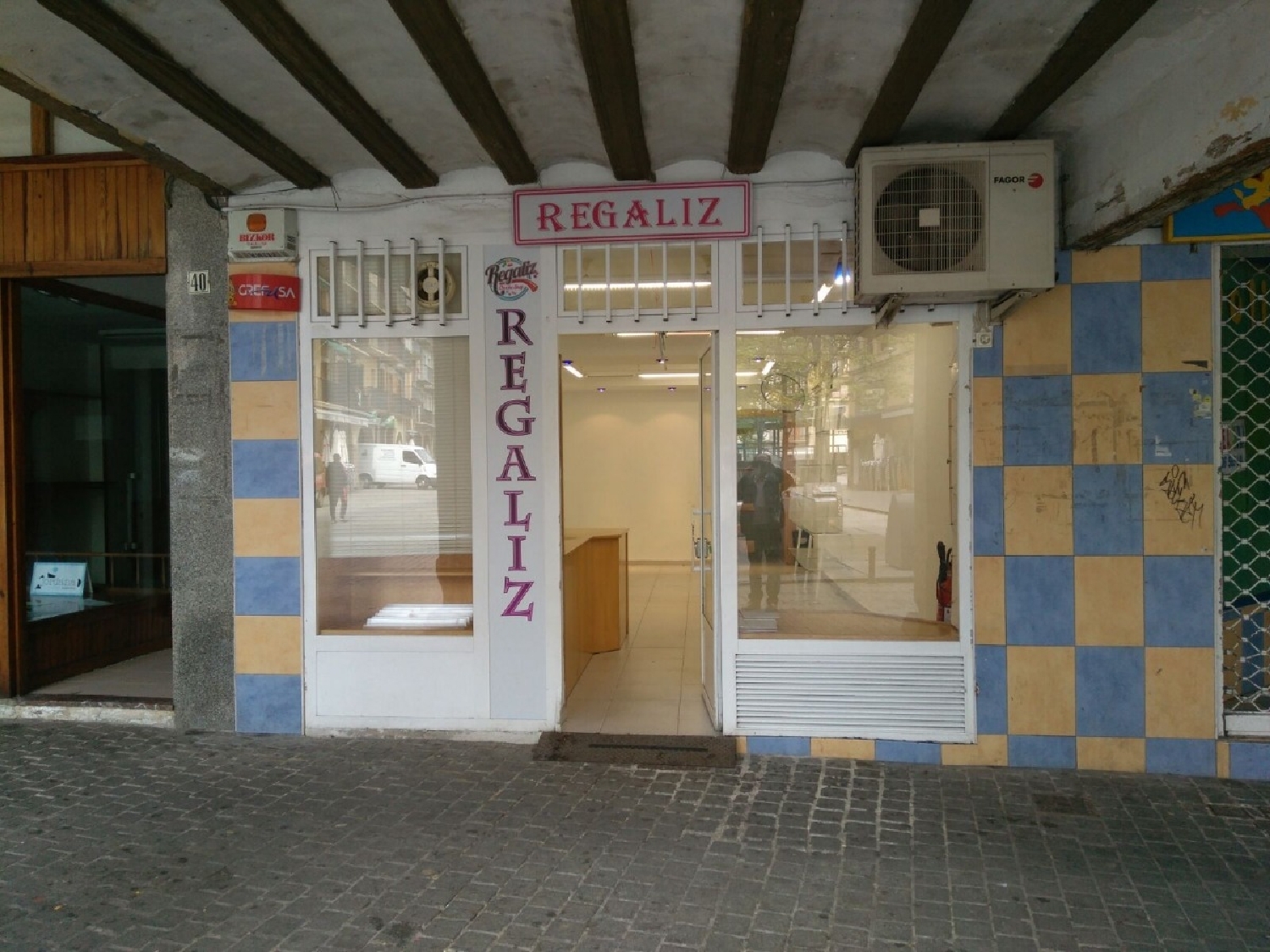  till salu lokal Andia Tierra Estella 4