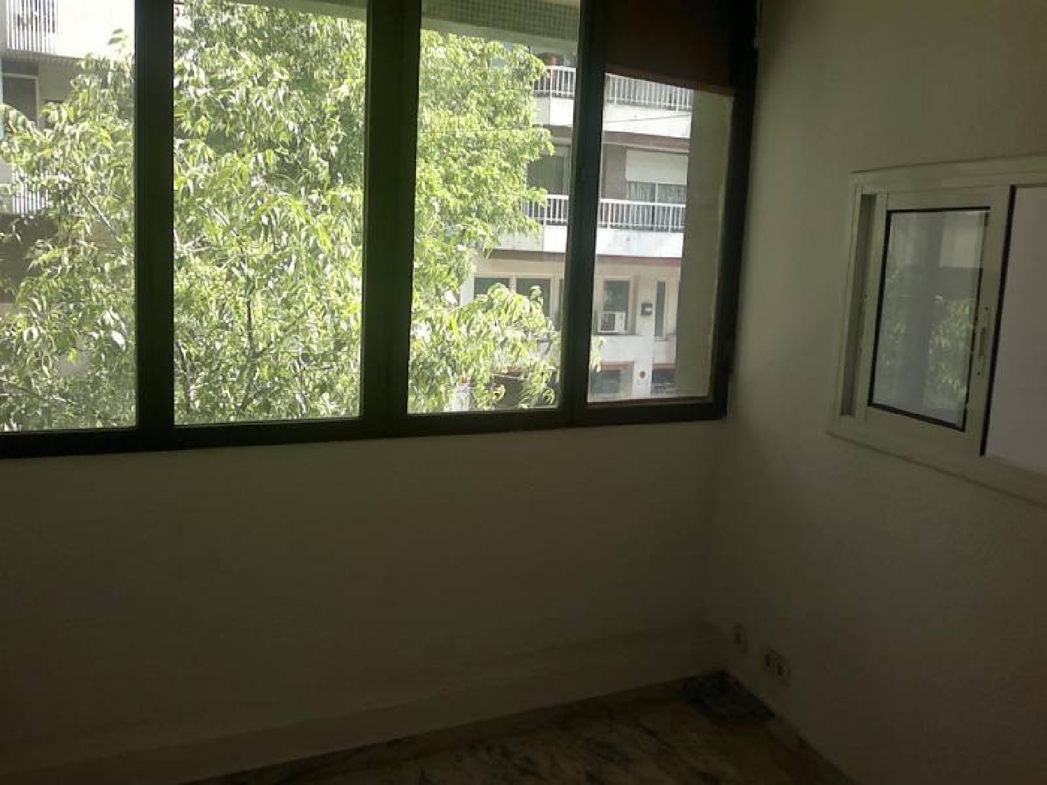 till salu lokal Argandoña Vitoria-Gasteiz 3