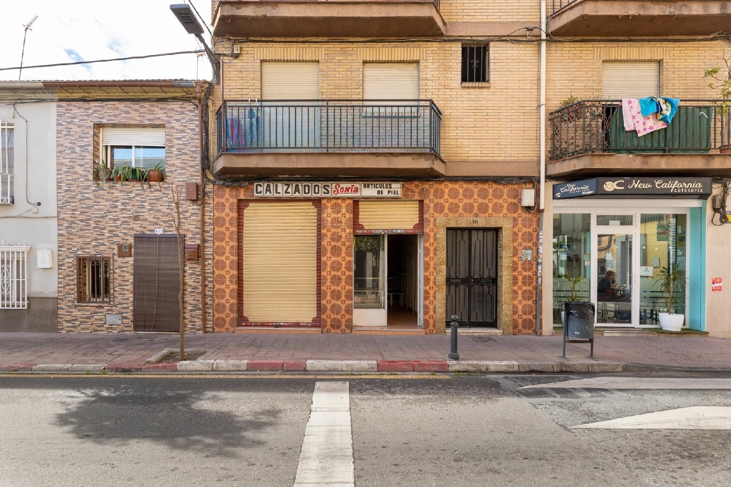  till salu lokal Armilla Vega De Granada 6