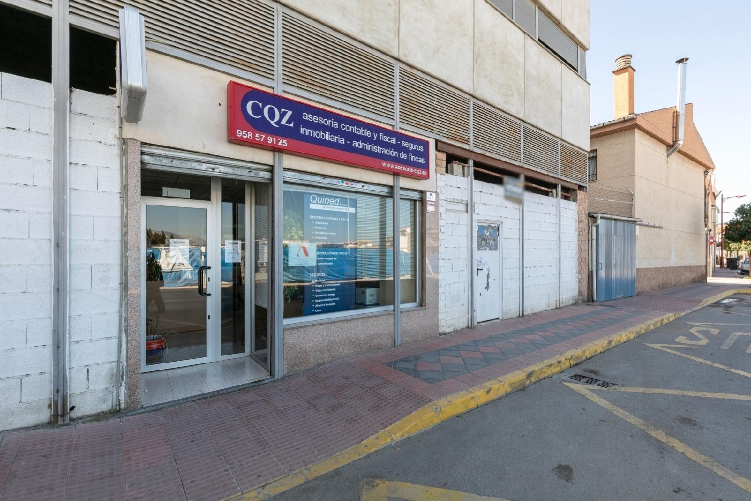 till salu lokal Armilla Vega De Granada 3