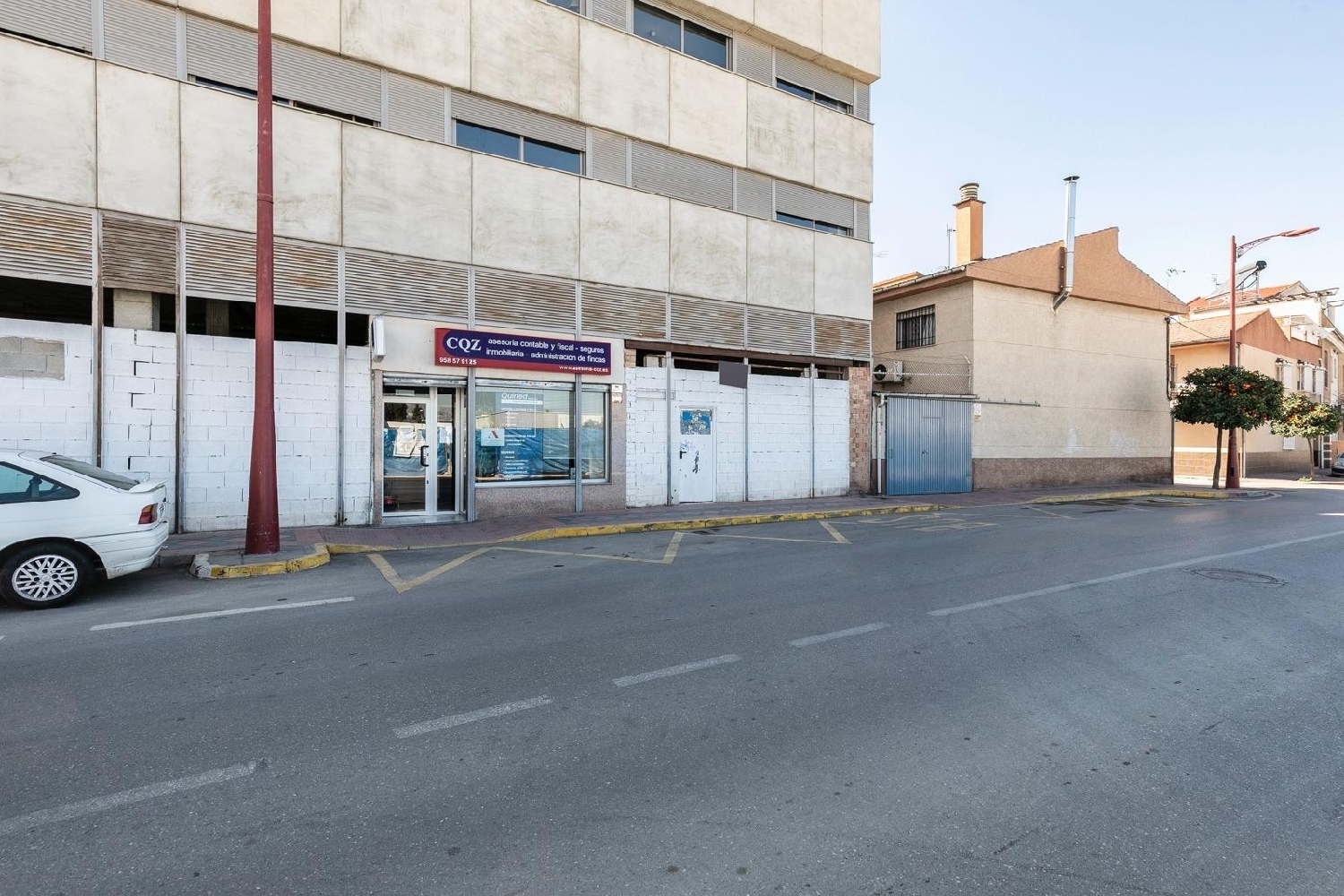 till salu lokal Armilla Vega De Granada 2
