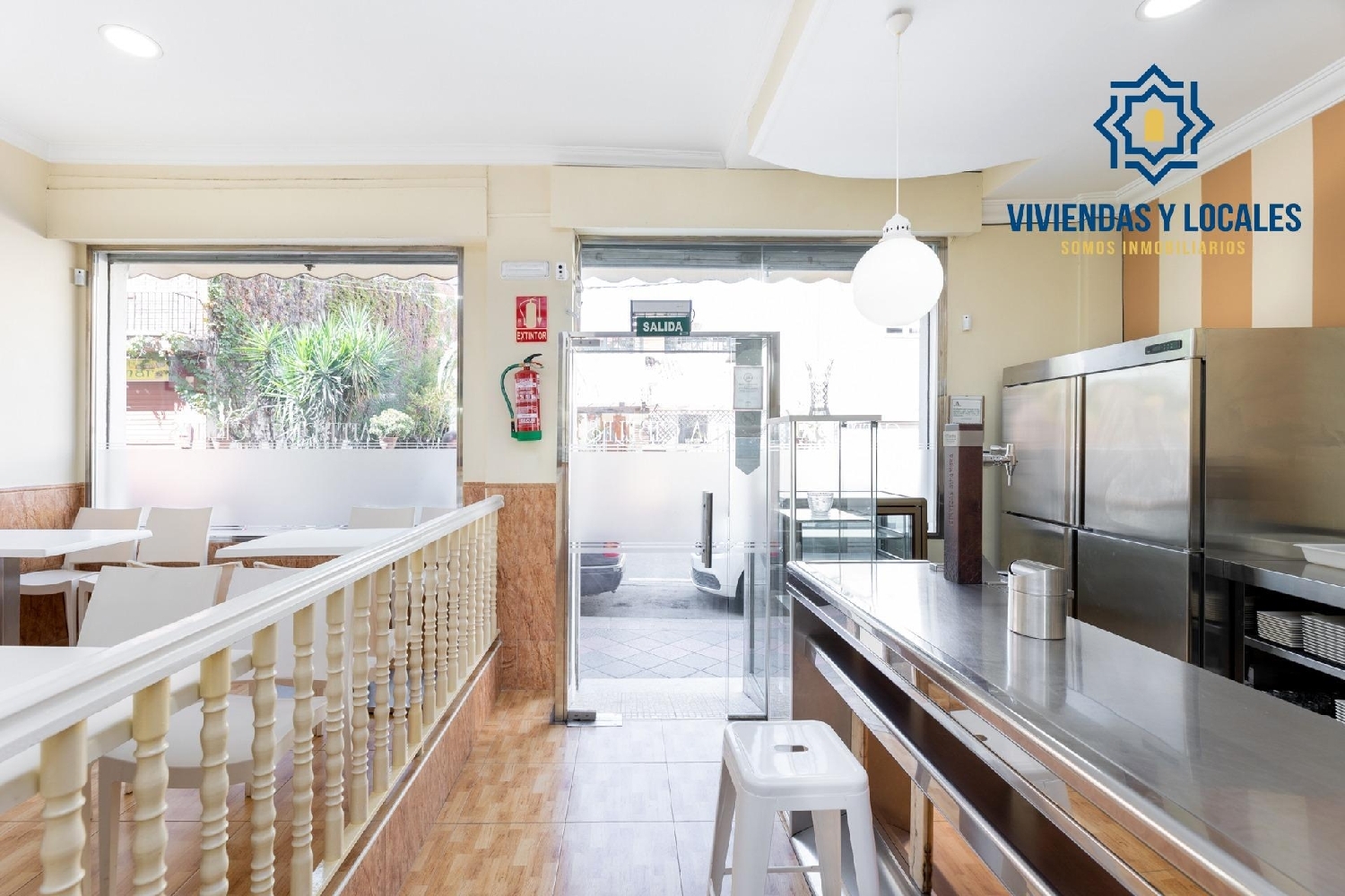 till salu lokal Armilla Vega De Granada 2