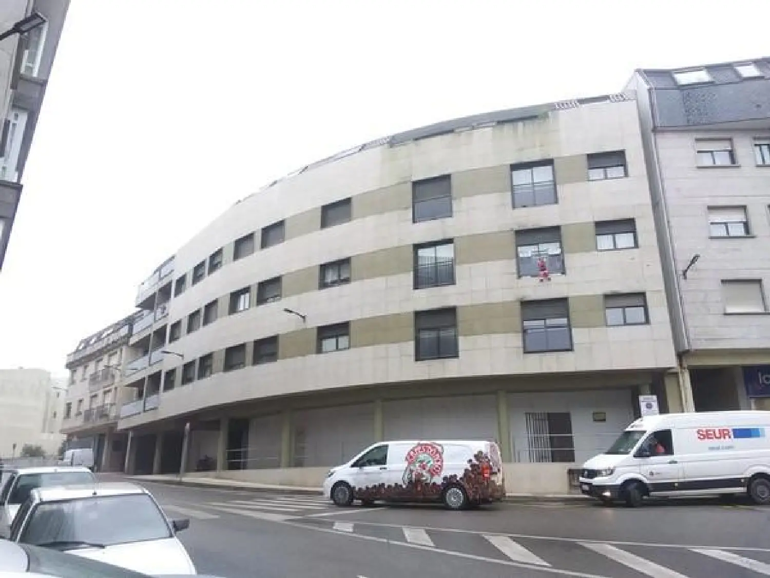  till salu lokal Vendanova Vigo 1