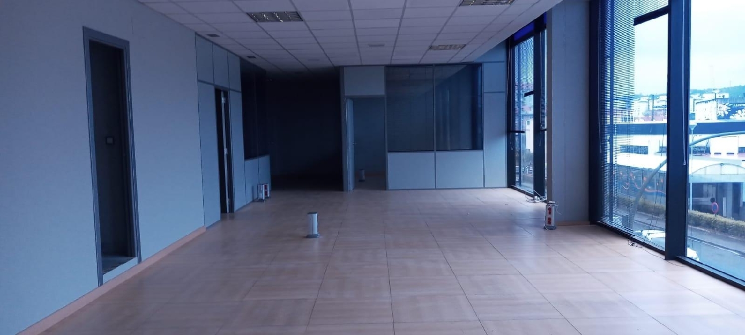  till salu lokal Arteixo Coruña 4