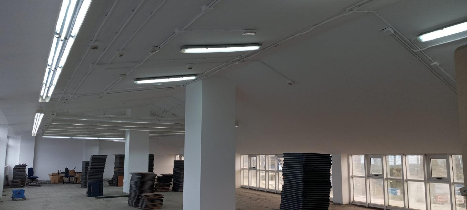  till salu lokal Arteixo Coruña 4
