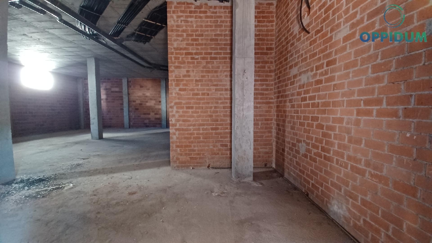  till salu lokal Atalaia Coruña 8