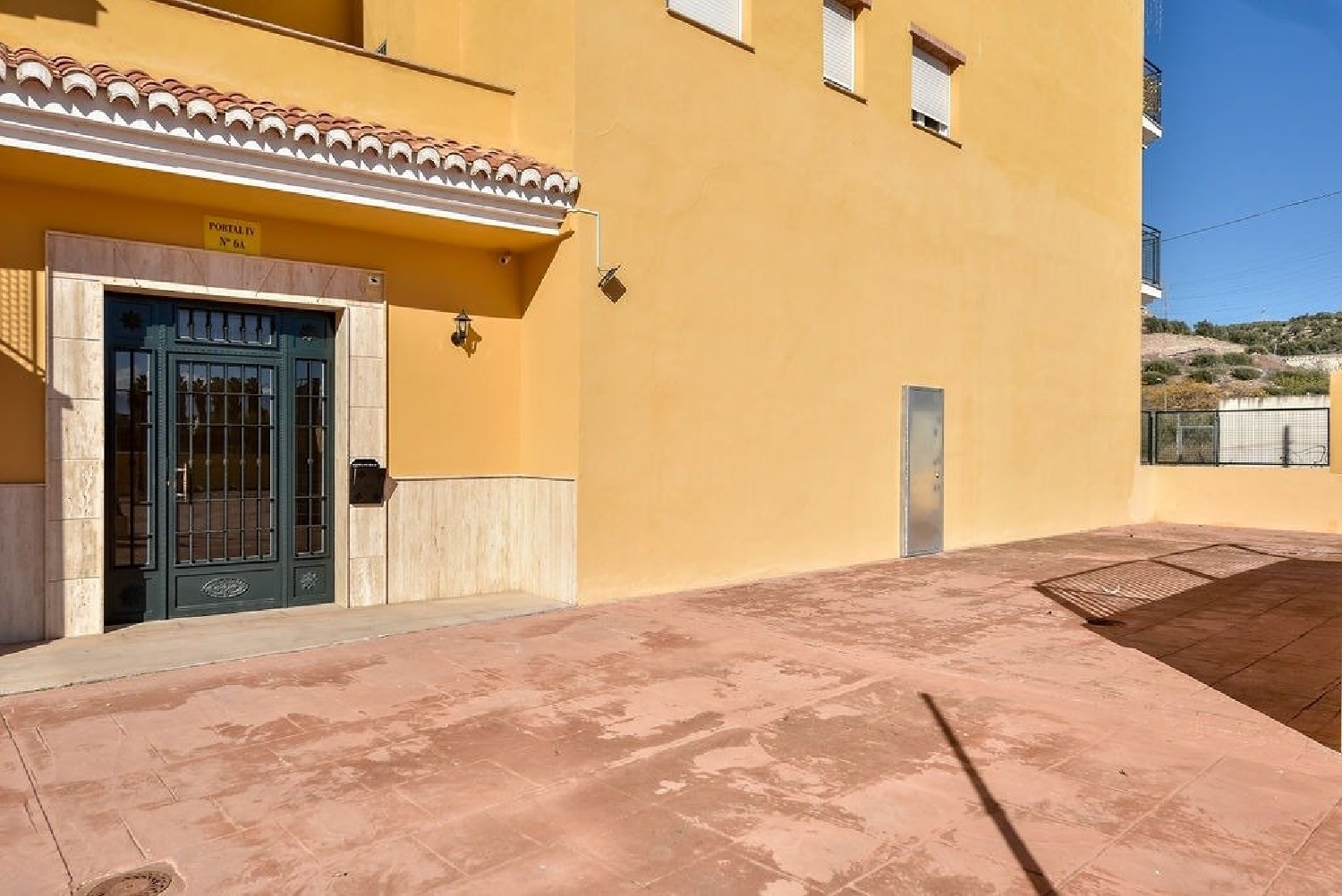  for sale commercial premise Atarfe Vega De Granada 1