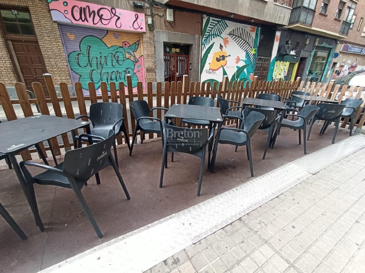  till salu lokal Avenida Valencia D.C. Zaragoza 3