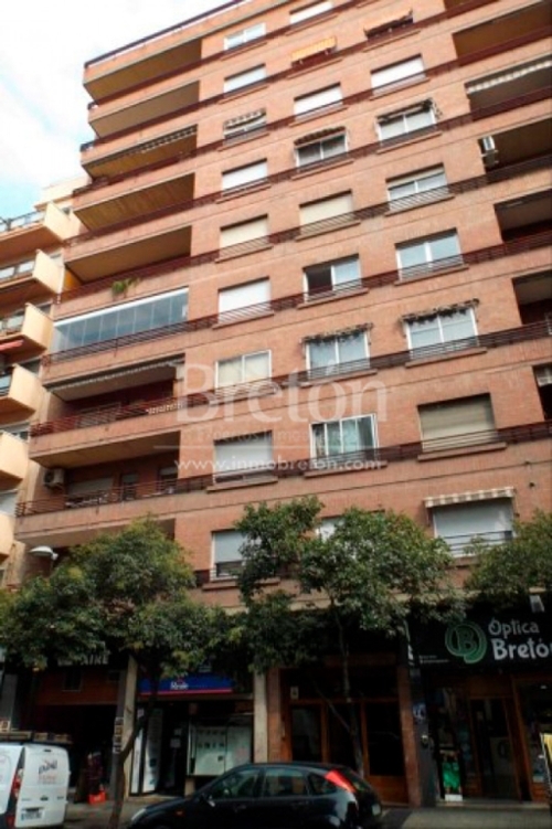 Avenida Valencia D.C. Zaragoza lokal foto 6254750
