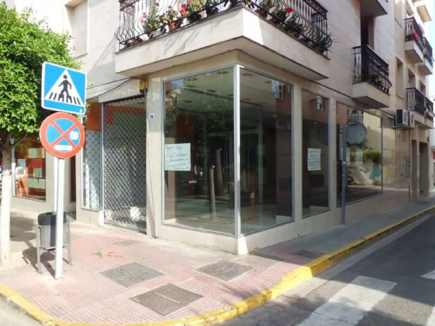  till salu lokal La Redonda Poniente Almeriense 1