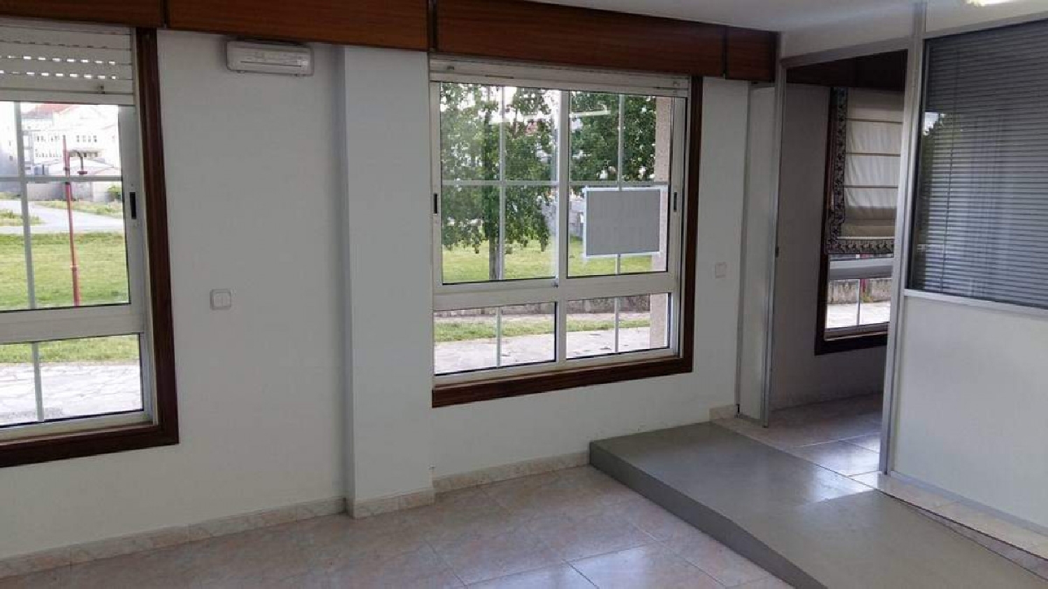  till salu lokal Barbalde De Arriba Bergantiños 2