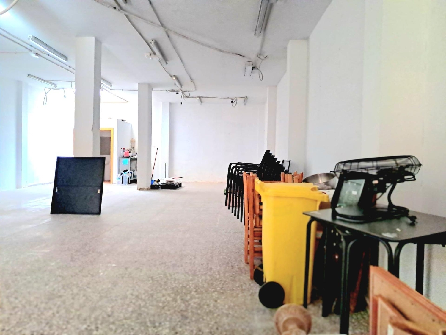  till salu lokal Barri De Porta Horta Oest 8