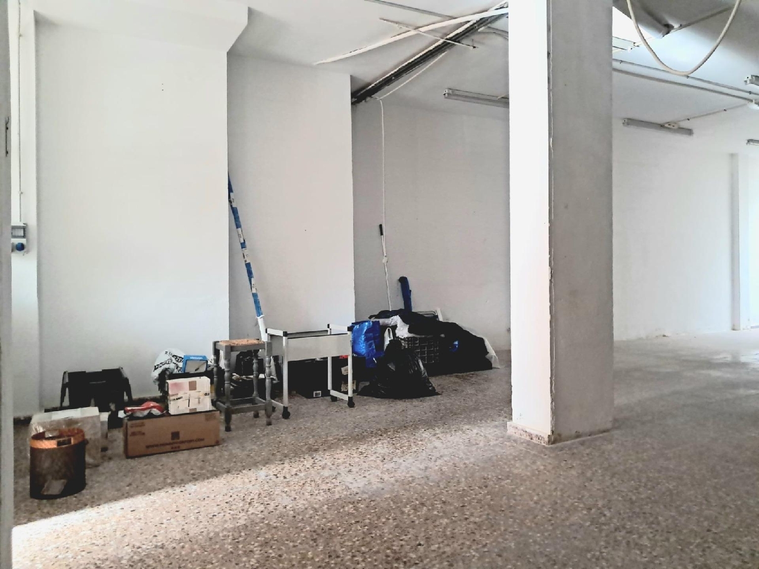  till salu lokal Barri De Porta Horta Oest 7