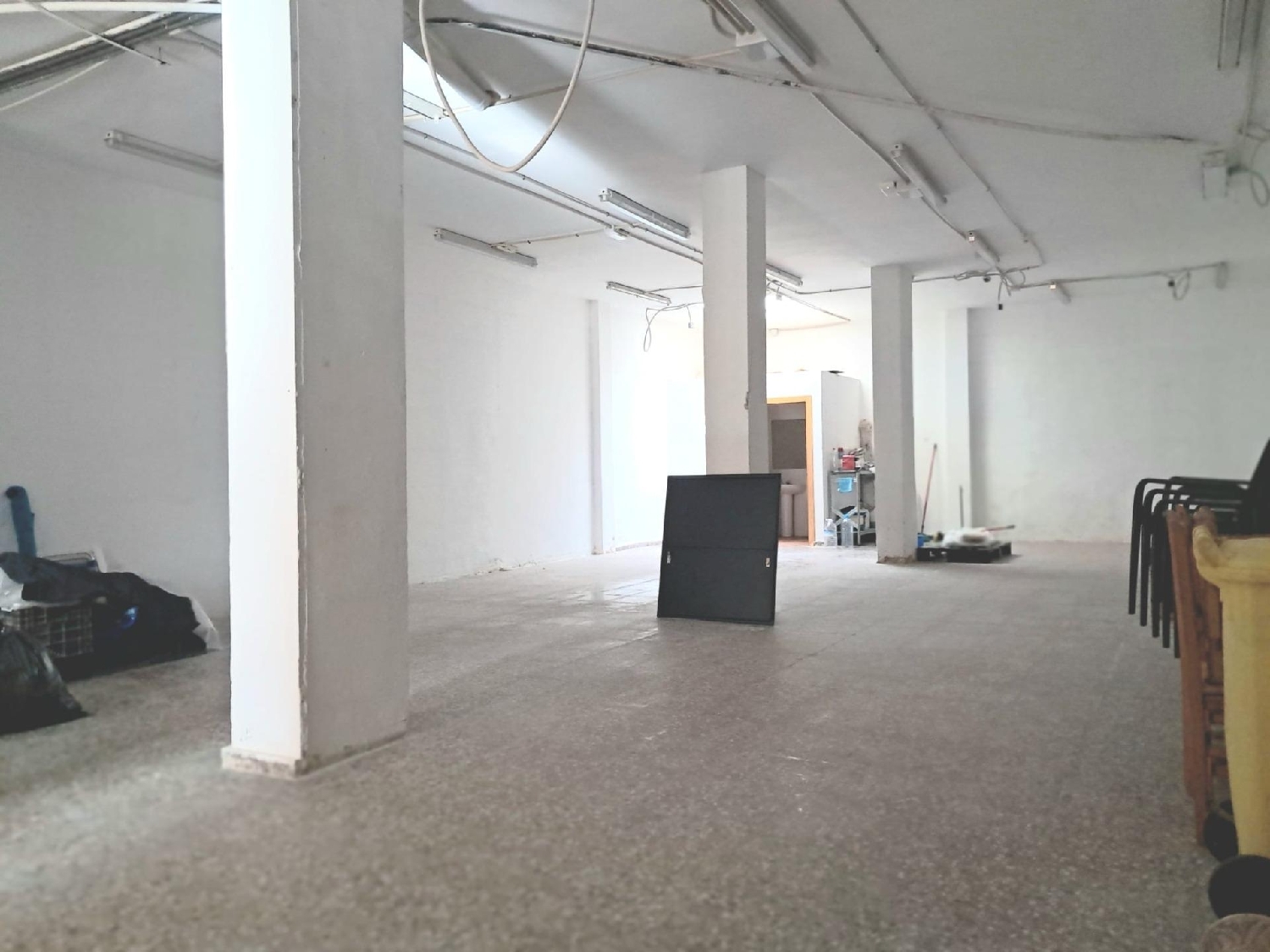  till salu lokal Barri De Porta Horta Oest 3