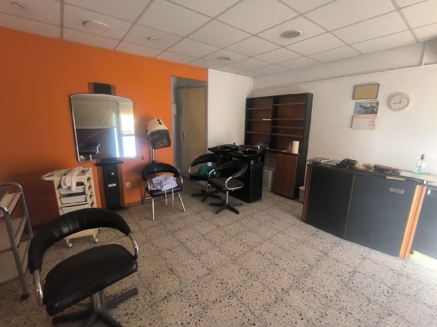 till salu lokal Barriada Sol I Aire Bages 2
