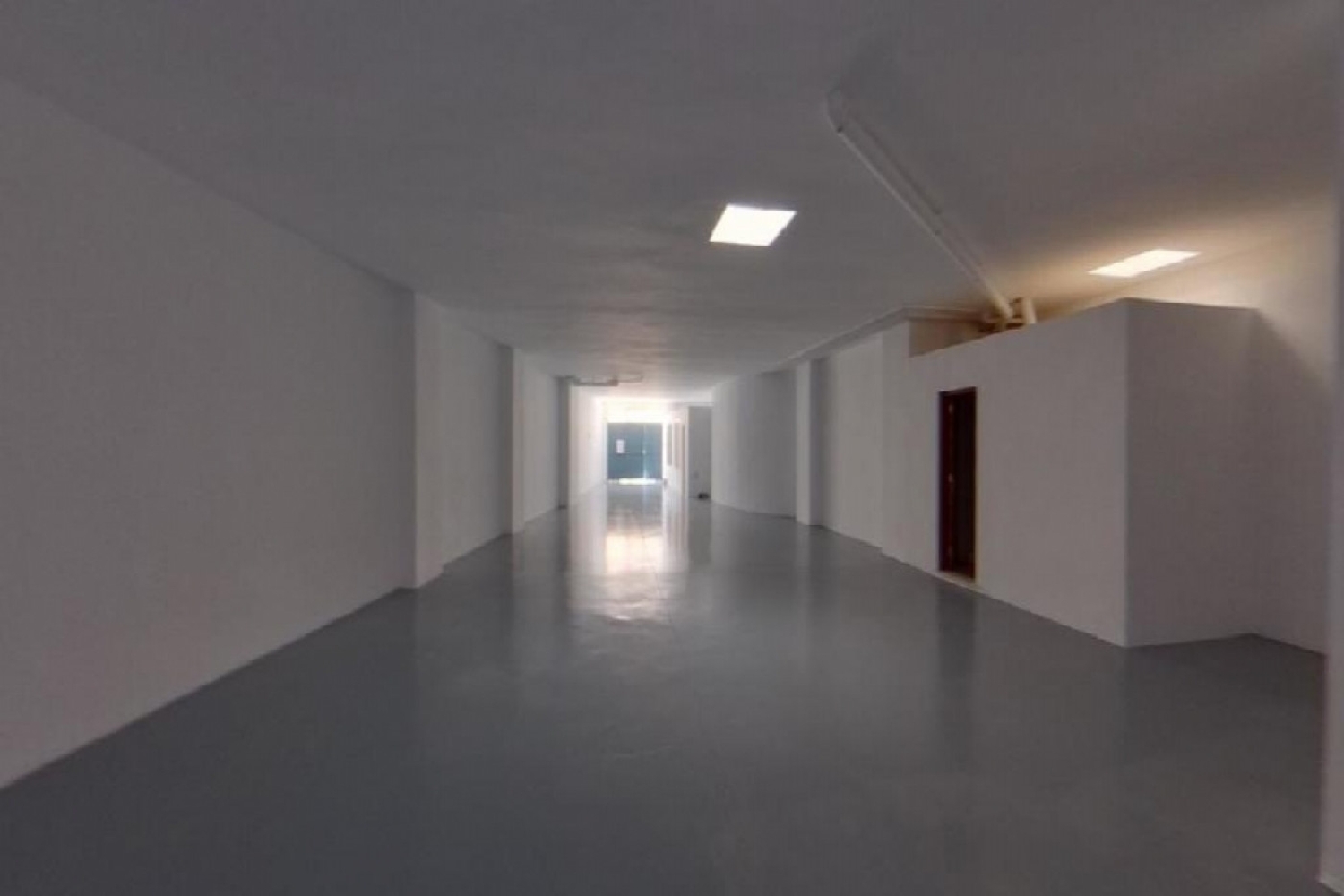  till salu lokal Barrio Alto-San Félix-Los Ángeles-Cruz Caravaca-Piedra Redonda-Almendros Comarca Metropolitana De Almería 8