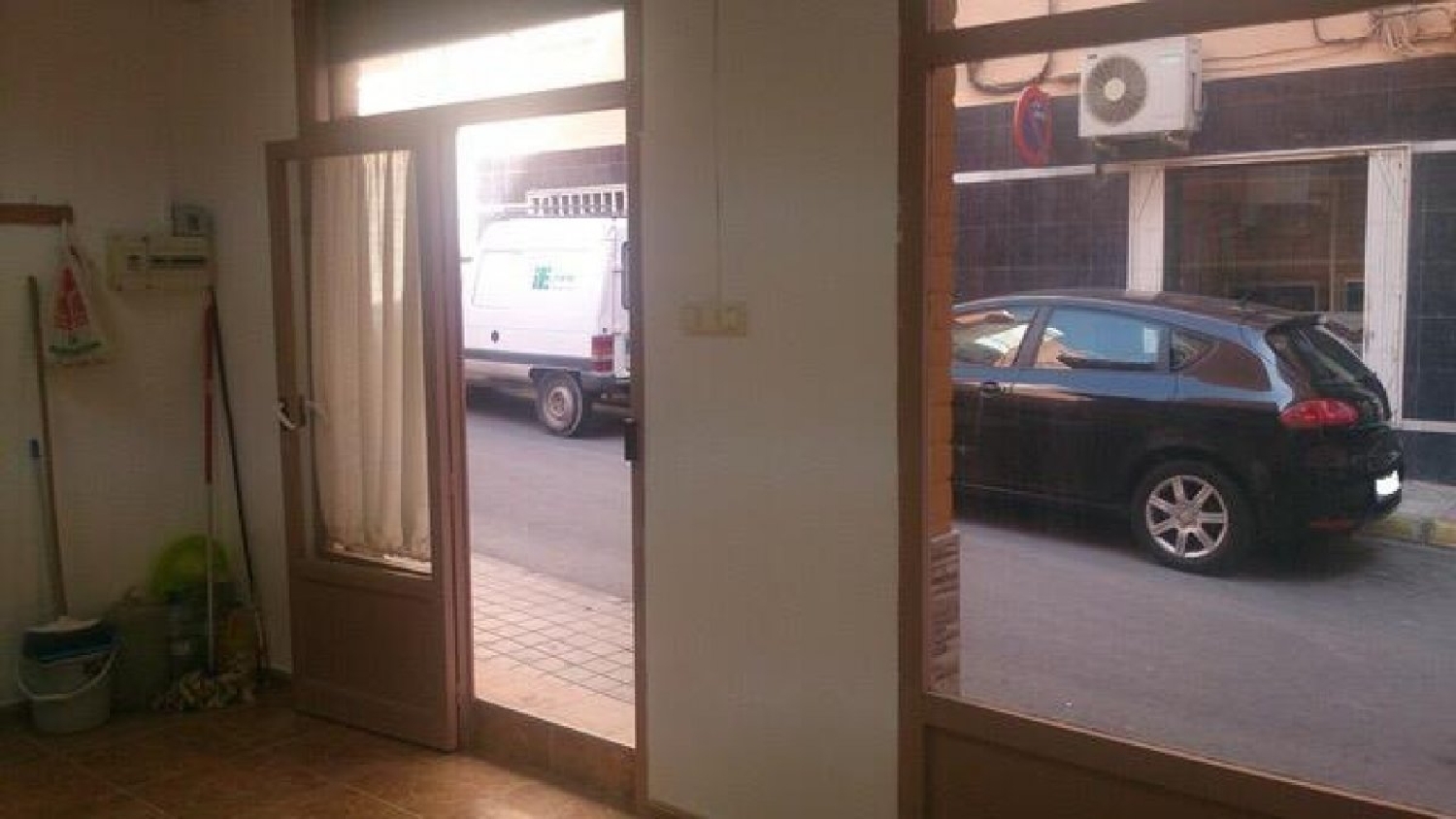 till salu lokal Barrio Alto-San Félix-Los Ángeles-Cruz Caravaca-Piedra Redonda-Almendros Comarca Metropolitana De Almería 3