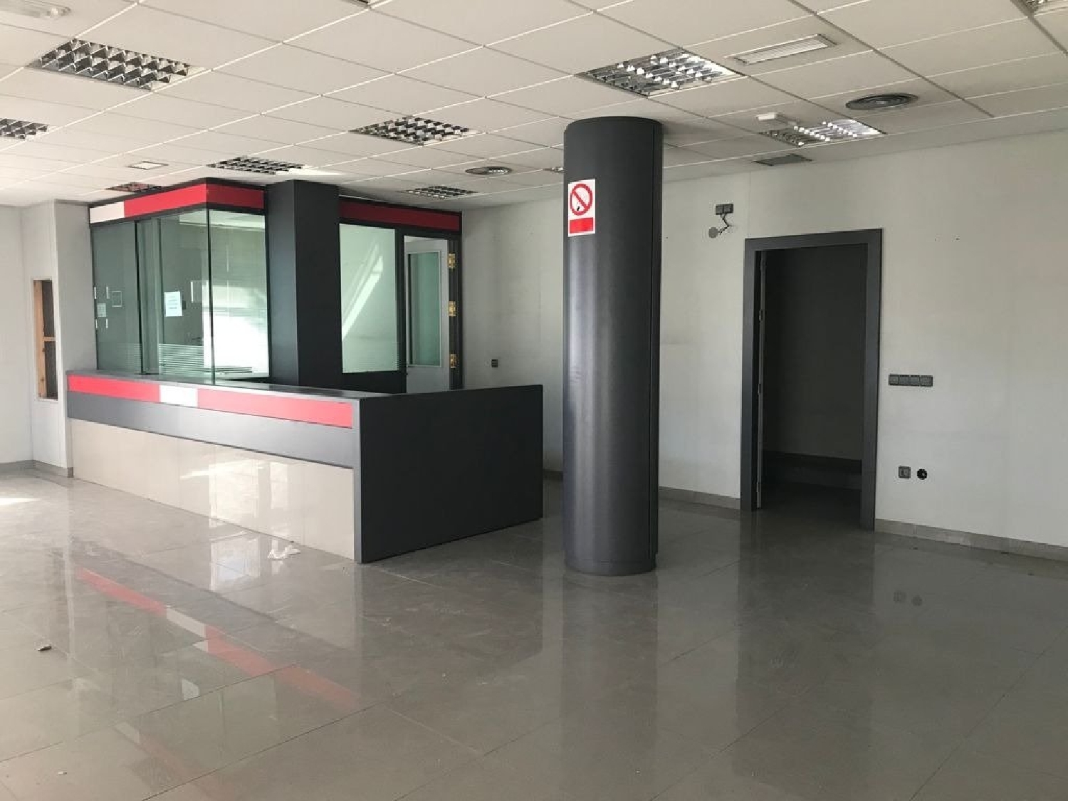  till salu lokal Barrio De Archilla Poniente Almeriense 4