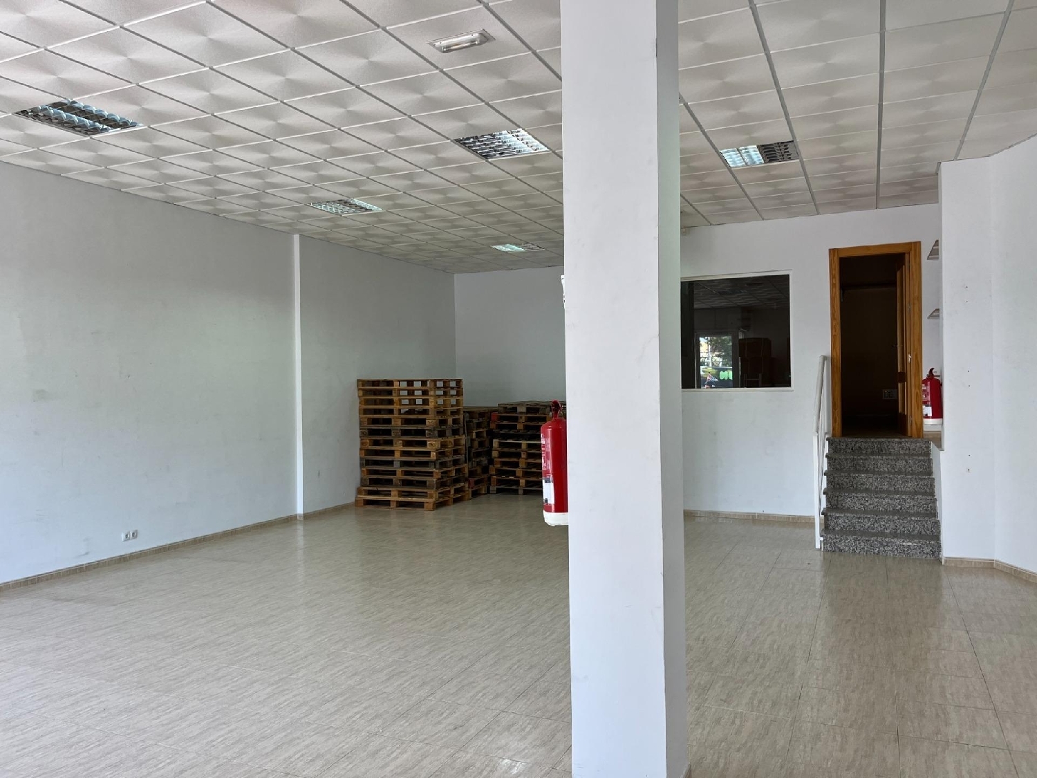 till salu lokal Barrio De Archilla Poniente Almeriense 3