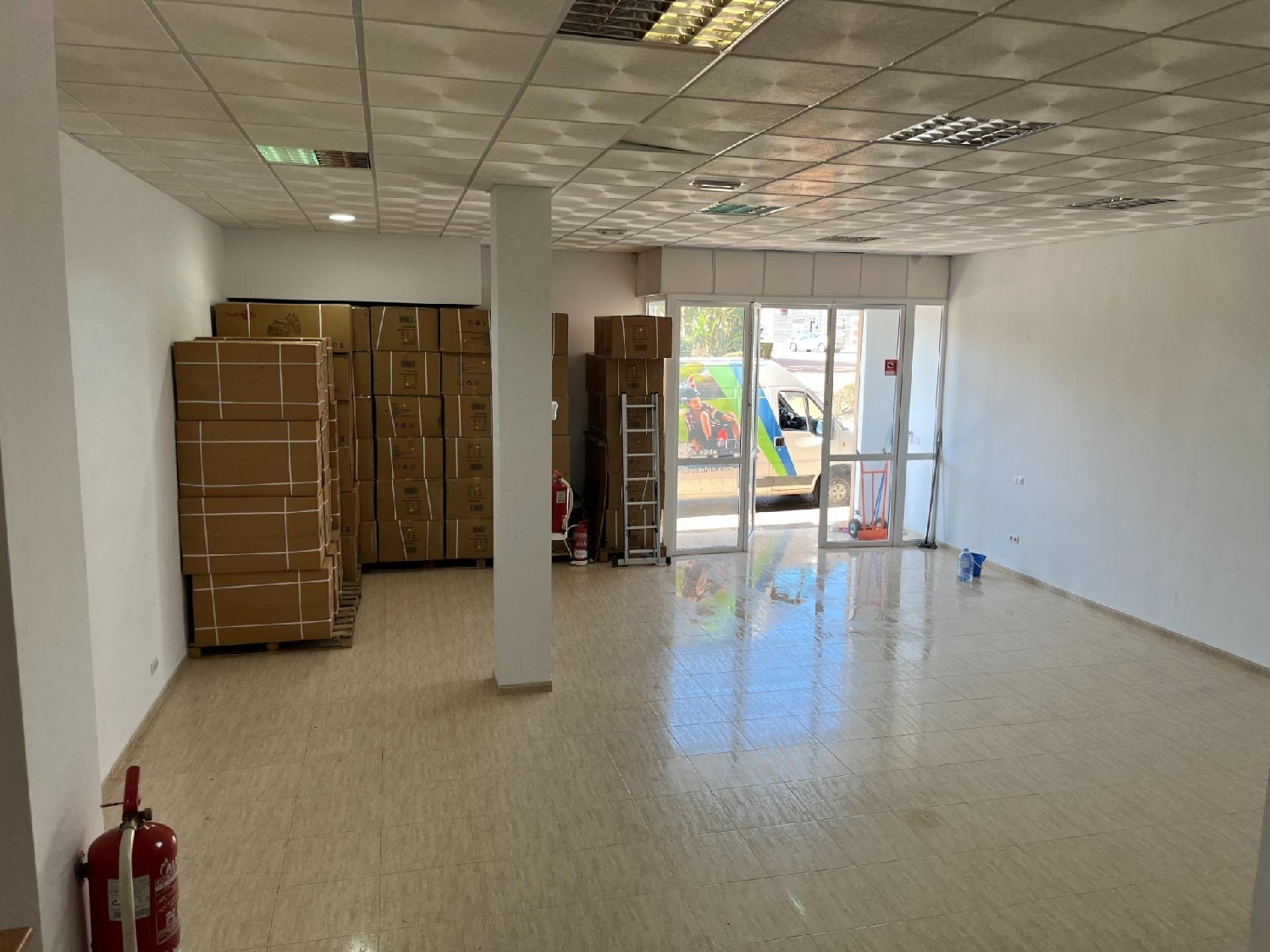 till salu lokal Barrio De Archilla Poniente Almeriense 2