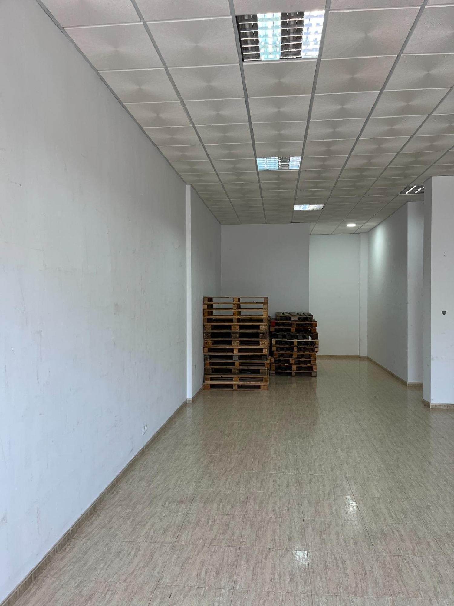  till salu lokal Barrio De Archilla Poniente Almeriense 4