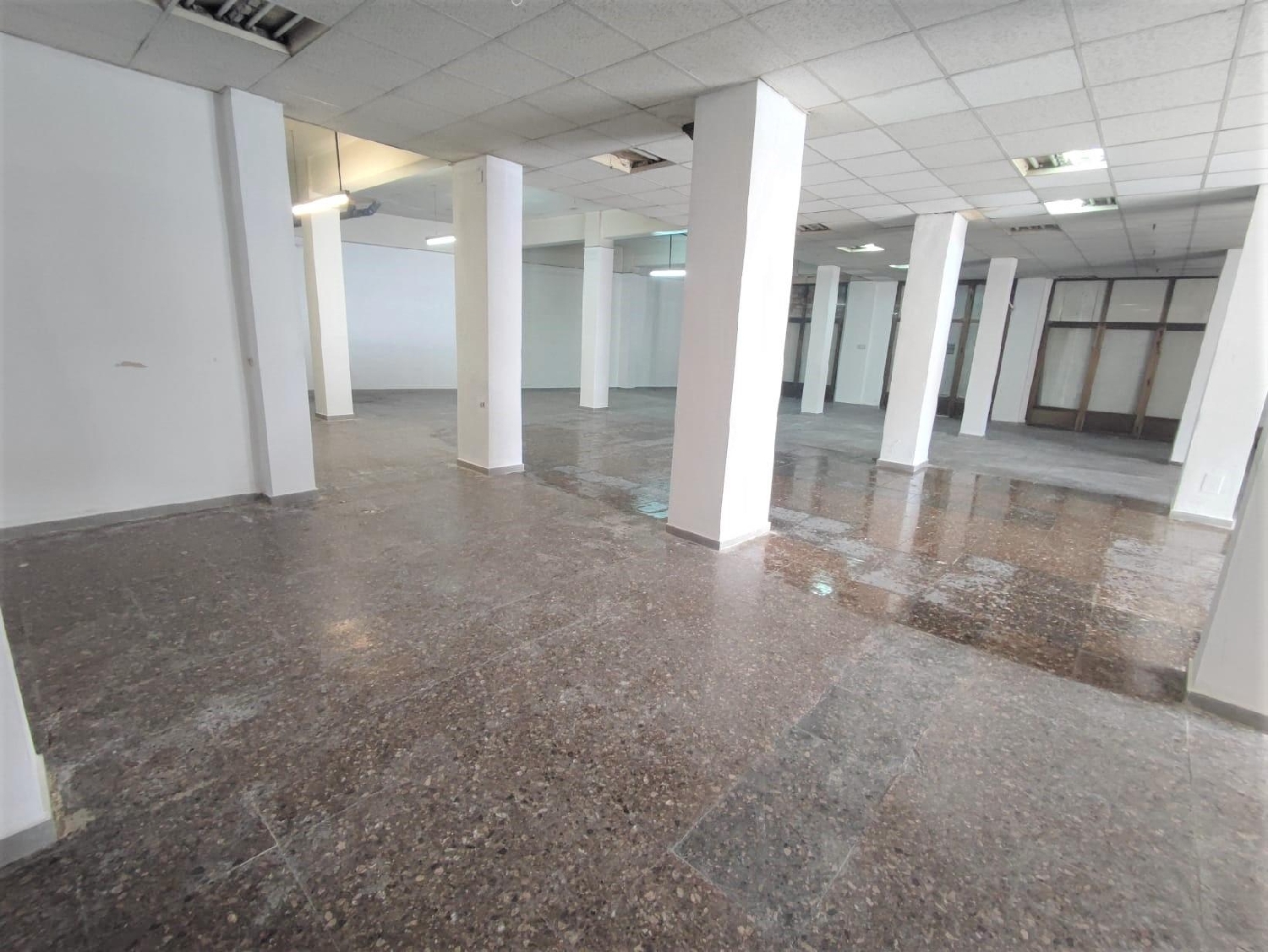  till salu lokal Barrio De La Luz Horta Oest 4