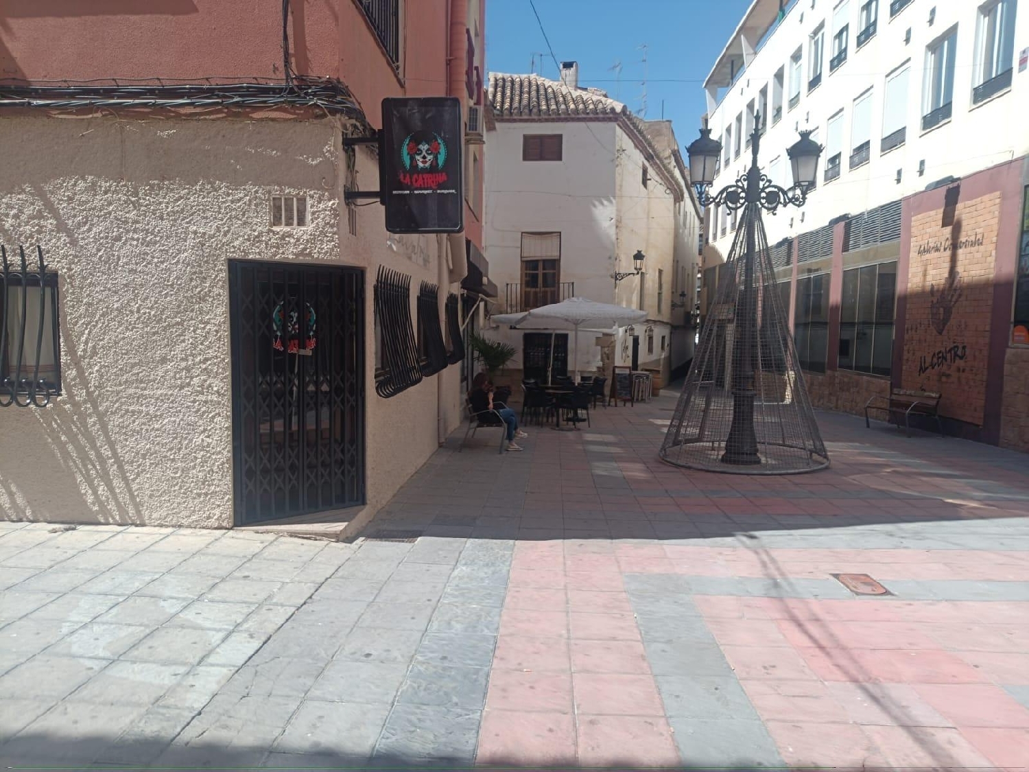 till salu lokal Baza Baza 2