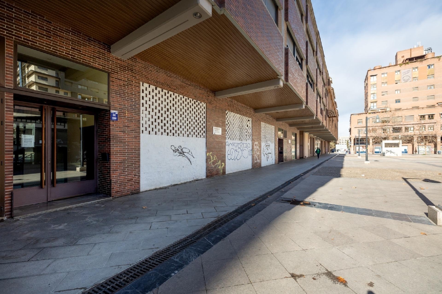 till salu lokal Beiro Vega De Granada 3
