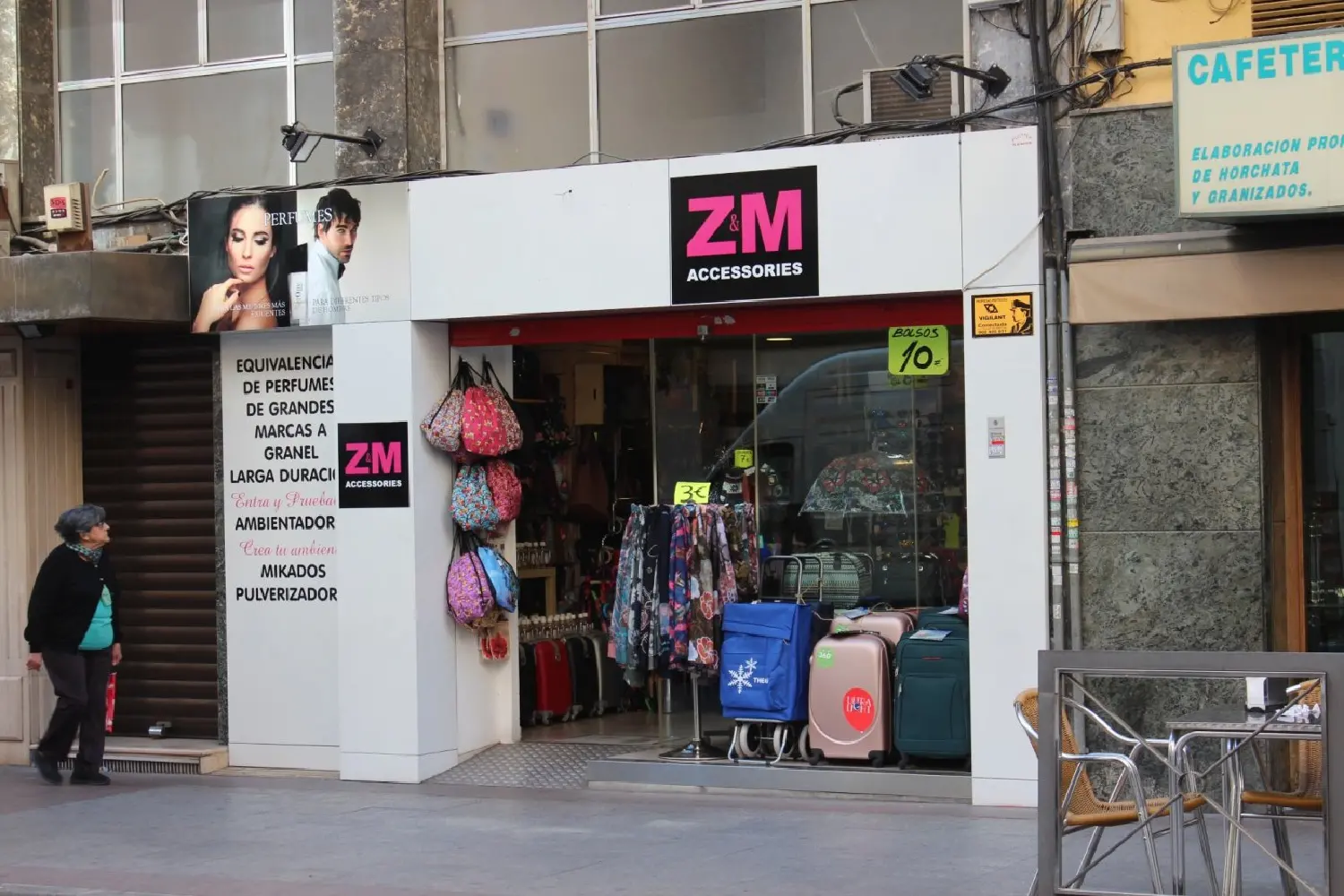  till salu lokal Los Hortelanos Baix Segura 1