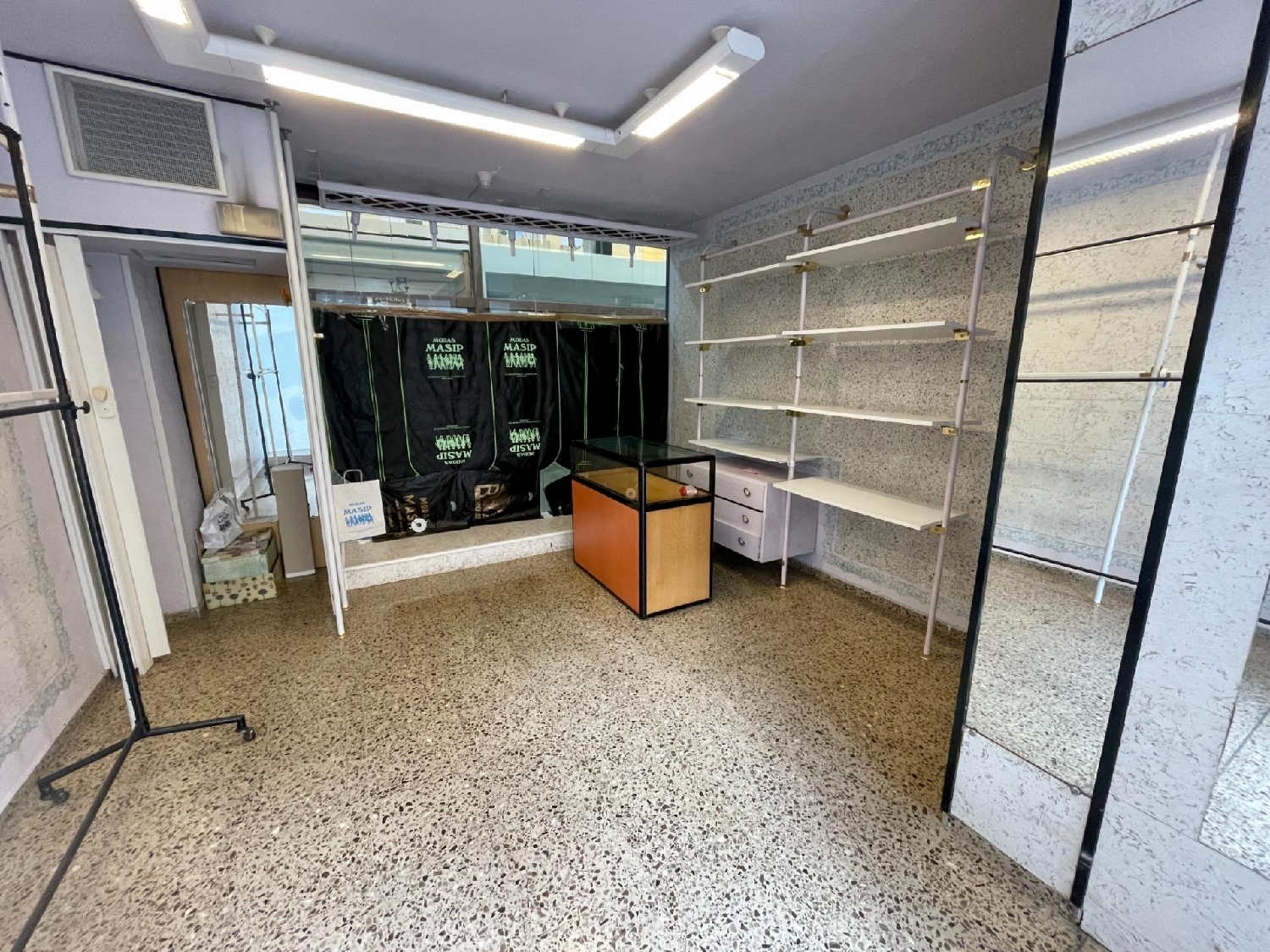  till salu lokal Benicarló Baix Maestrat 1