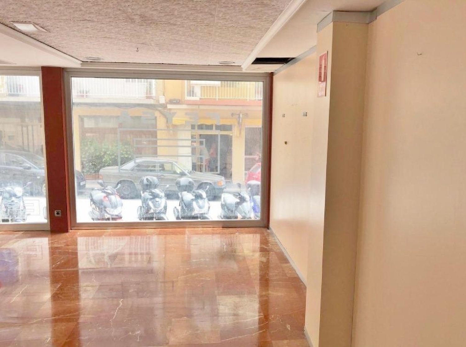  till salu lokal Benidorm (Centro) Marina Baixa 8