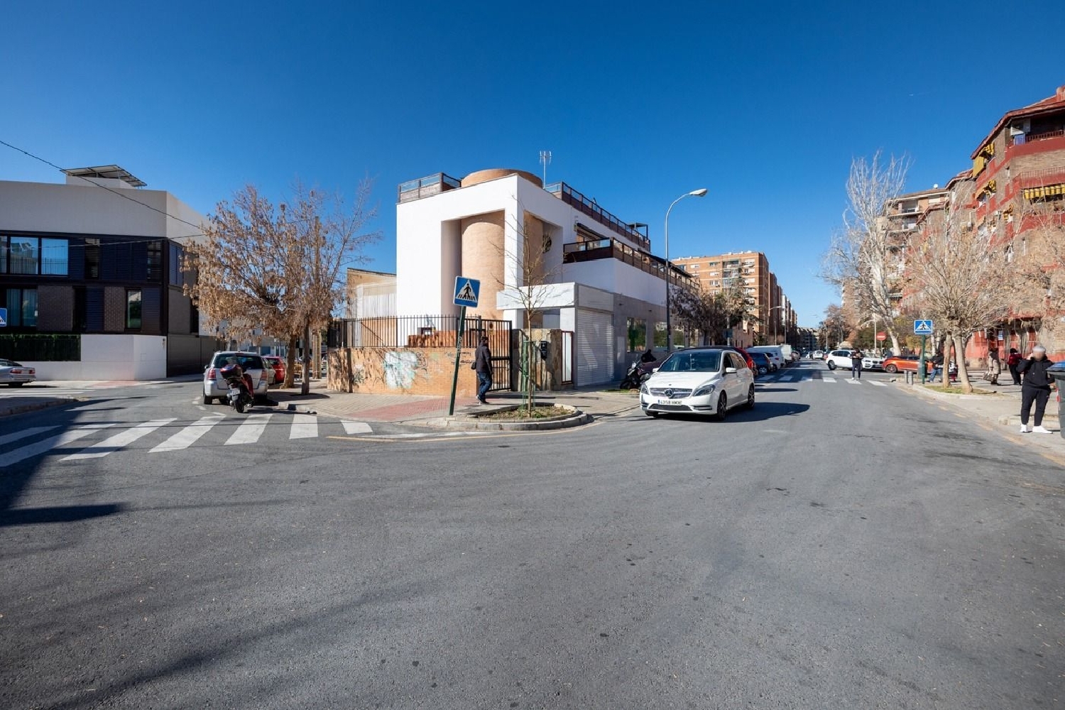 till salu lokal Bola De Oro Vega De Granada 2