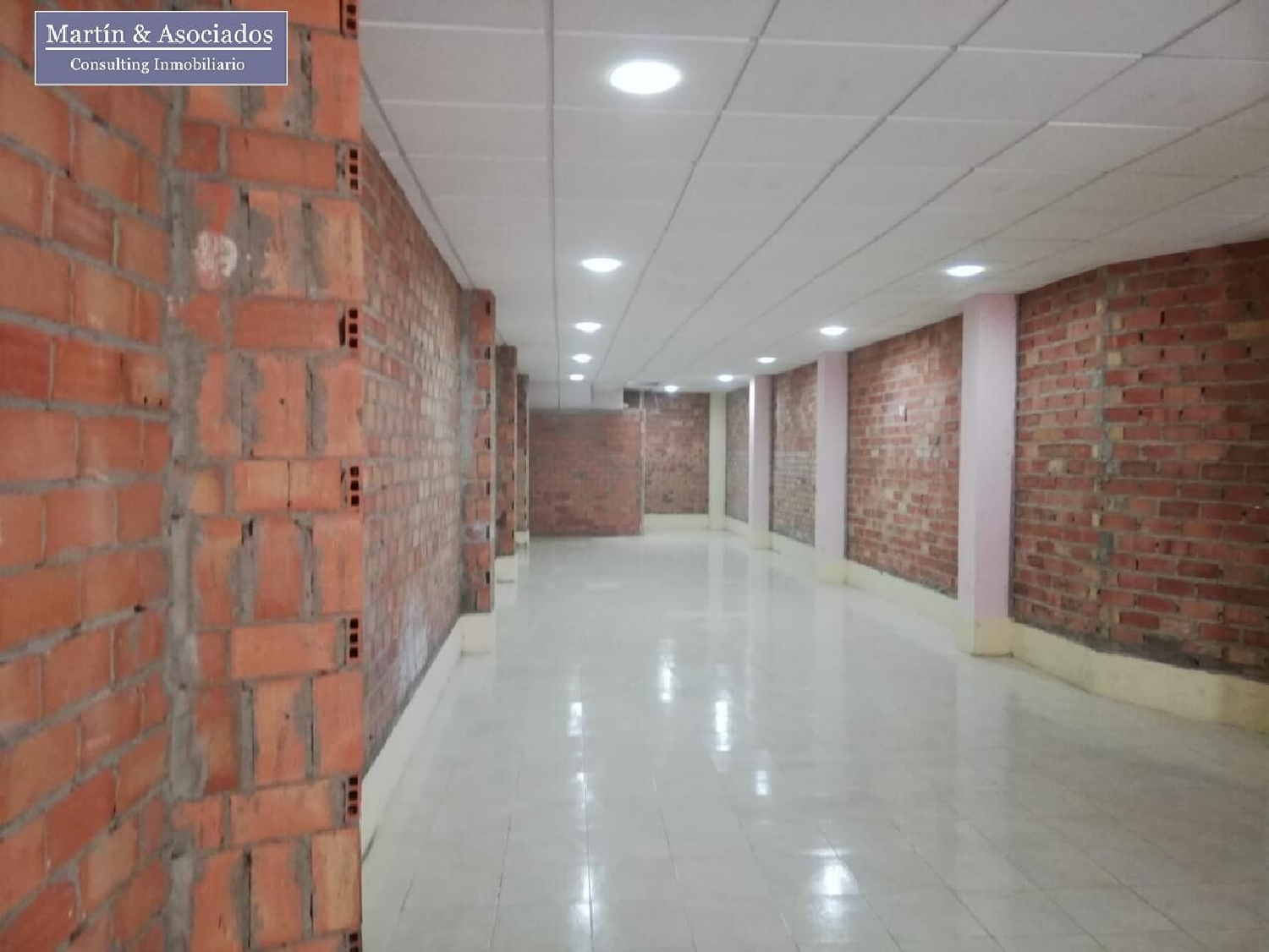till salu lokal Bormujos Metropolitana De Sevilla 3