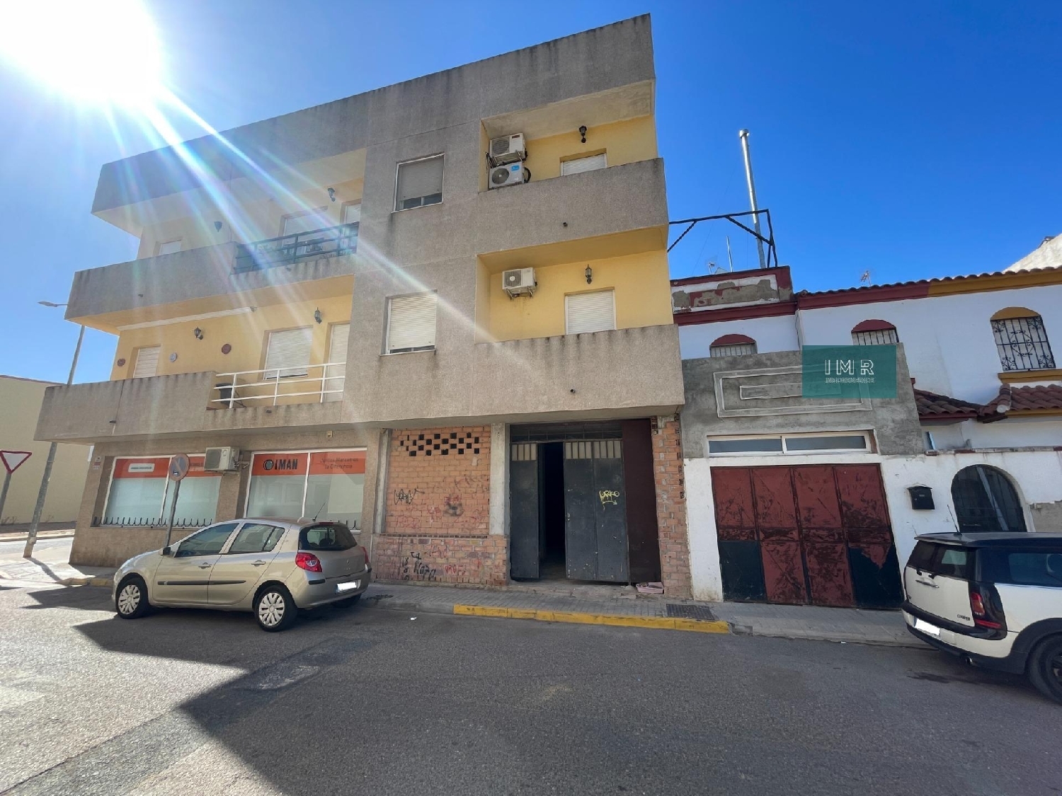 till salu lokal Brenes Vega Del Guadalquivir 1