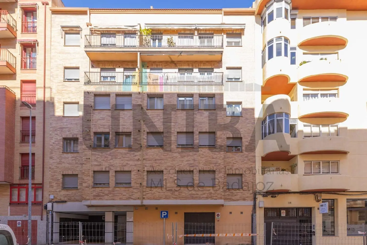  till salu lokal Cáceres Sur 10005 Cáceres 1