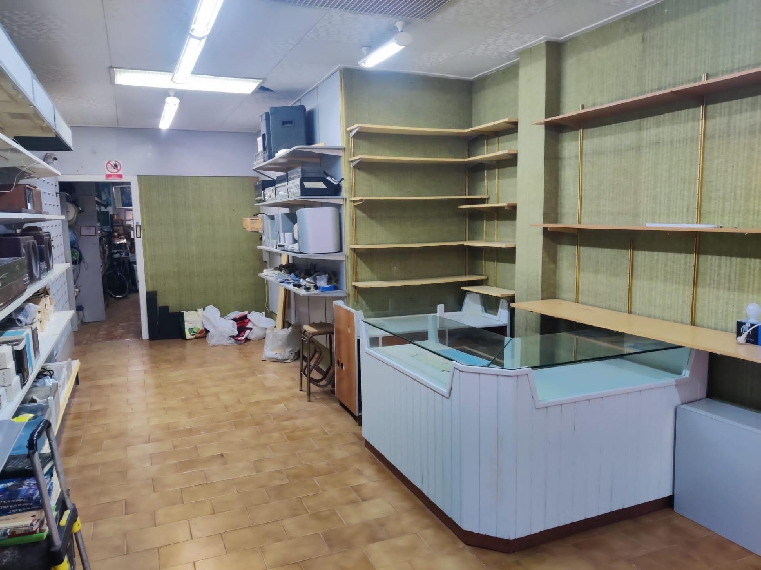  till salu lokal Calella Maresme 1