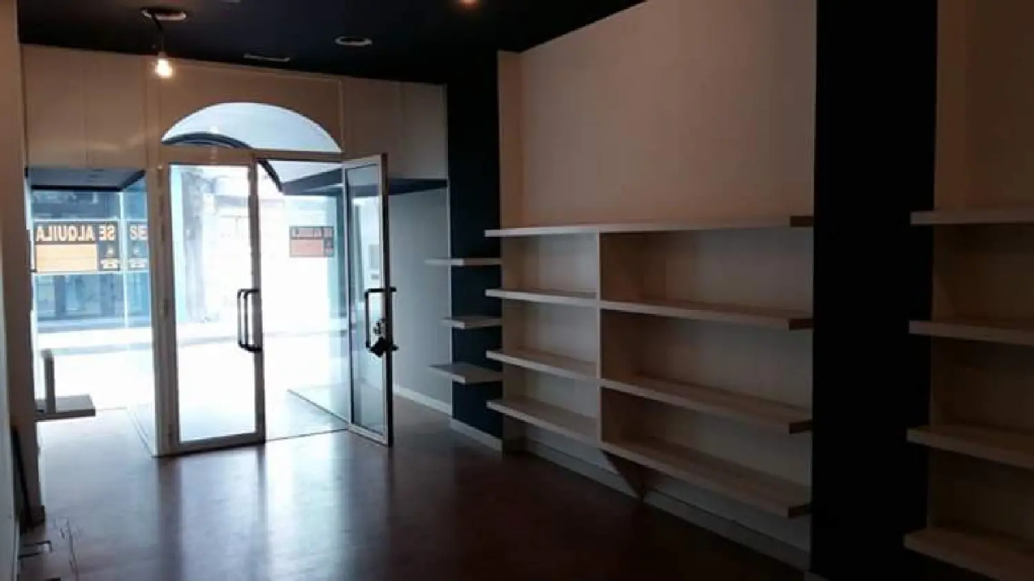  till salu lokal Castrillon Bergantiños 2