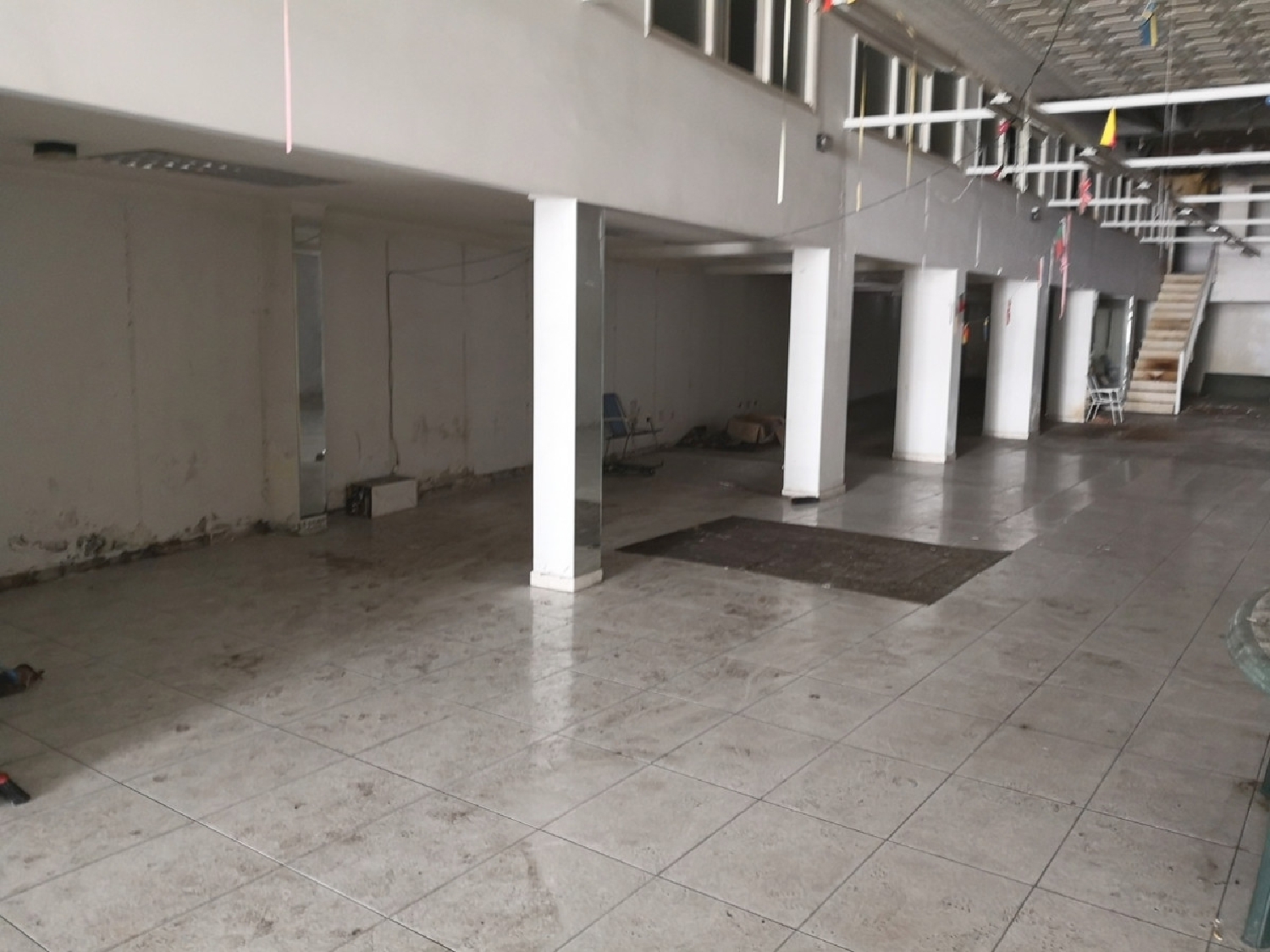  till salu lokal Cambre Bergantiños 2