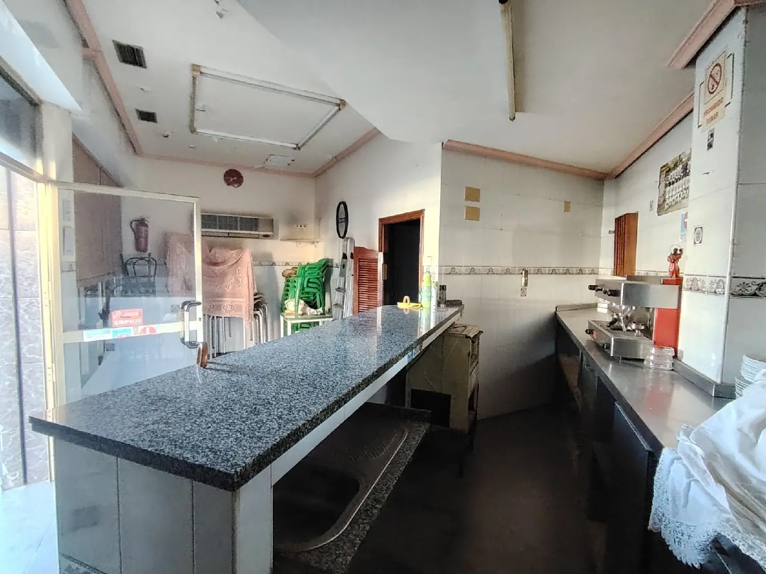  en venta local Camino Lope Garcia Córdoba 1