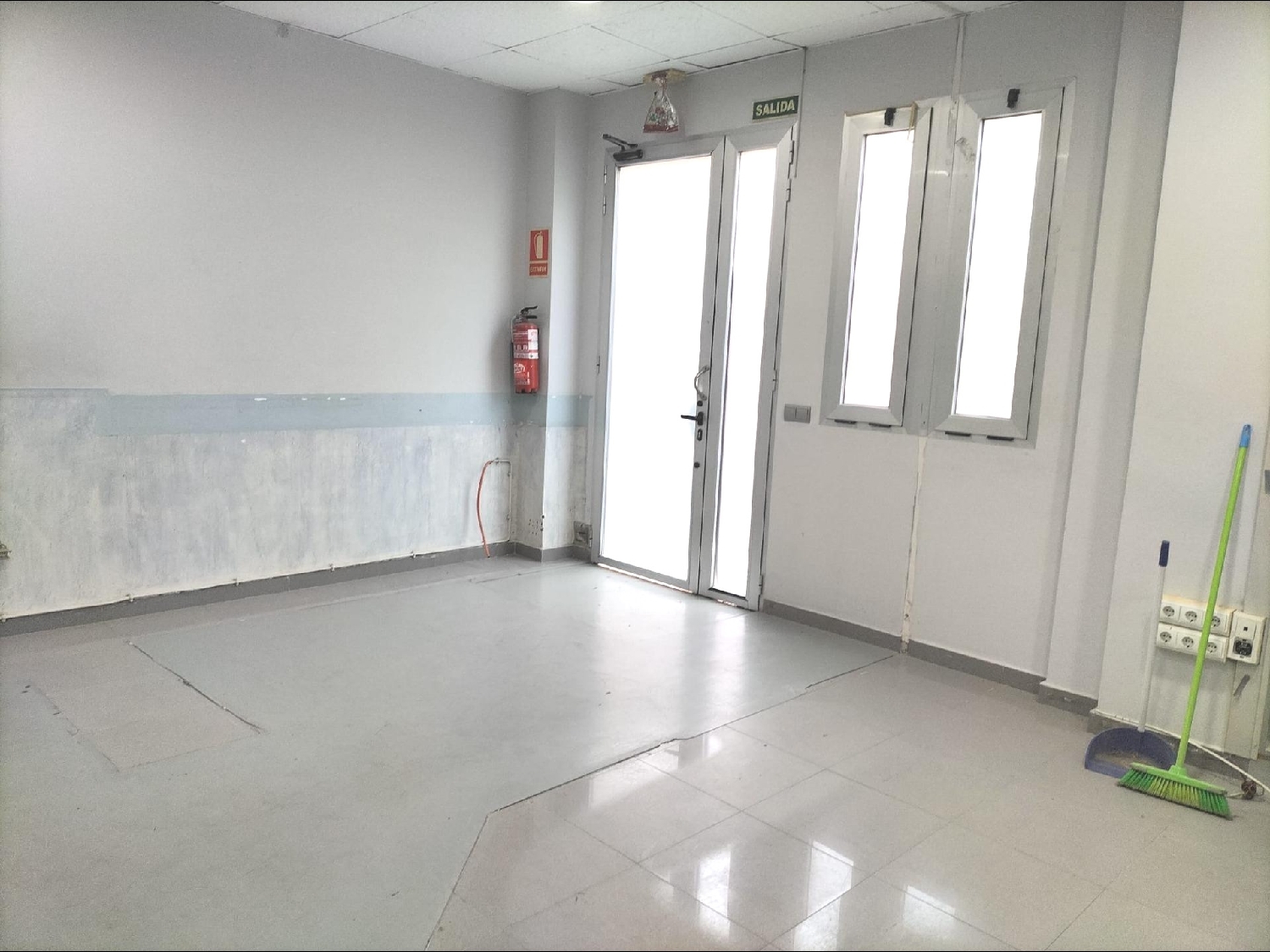 till salu lokal Campanar Les Tendetes Valencia 3
